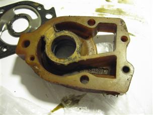 (image for) water pump housing Mercury 80 hp outboard old 2 stroke 4 cylinder