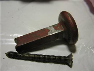 (image for) knob + screw 1950s Johnson model RD-19 outboard Holiday Bronze