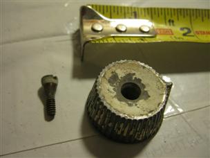 (image for) 1950s 1960s Mixture knob +`screw dial outboard johnson evinrude 