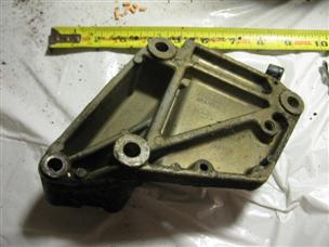 (image for) mount bracket 314904 Evinrude johnson frontrunner boat 3.8 231