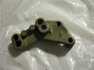 (image for) small bracket 1960 Evinrude Lark 40 hp 35520 outboard motor 35521