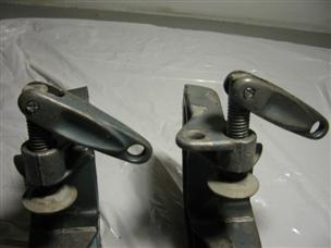 (image for) clamp 1950s Evinrude 7512 outboard