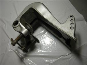 (image for) IJ-62 IJ-61 clamp 1940s 1950s antique outboard