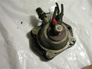 (image for) rev limiter cut out switch 1960 Evinrude Lark 40 hp 35520 outboard motor 35521