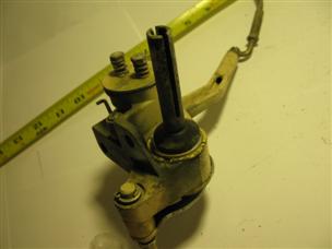 (image for) weird shifter mechanism part Mercury Mark 28