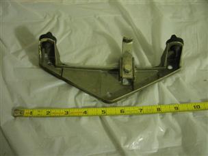 (image for) OMC 206128 johnson evinrude hood bracket mount