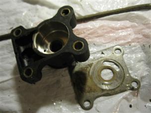 (image for) water pump housing 9.9 hp E10RLCOM E15RLCOB Evinrude outboard 15