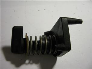 (image for) latch knob Mercury 20 hp outboard