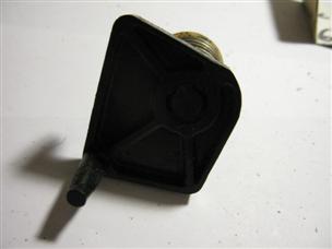 (image for) latch knob Mercury 20 hp outboard