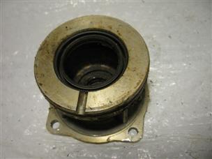 (image for) engine seal housing Chrysler 55 hp 559H9L outboard