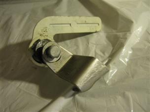 (image for) hood cowl latch lever part Suzuki DT85 DT90 outboard 