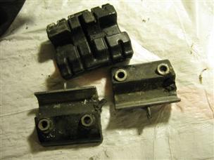 (image for) bracket mount casting rubber Sears Gamefisher outboard model 225.581500