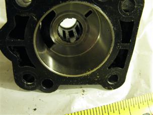 (image for) water pump housing Yamaha 15 hp 15D 684CS outboard motor 684 mariner 684c