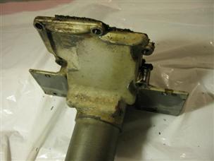 (image for) engine mount tube 1950s Evinrude Fleetwin 4447 4434 outboard motor 7.5 hp