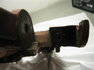 (image for) Bracket 1950s Johnson RD-19 30 35 hp outboard