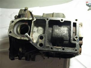 (image for) 375762 engine block 1950s 25 hp Johnson Evinrude outboard