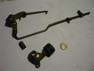 (image for) carburetor throttle lever roller link 1950s Johnson RDE-19M outboard rde-19