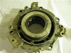 (image for) 814967 block cap crankshaft bearing Johnson 85 hp outboard motor 85293R 