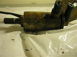 (image for) fuel primer pump 1983 Mercury 200 hp outboard motor 