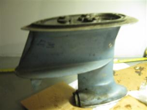 (image for) lower unit housing Evinrude model 35520 outboard