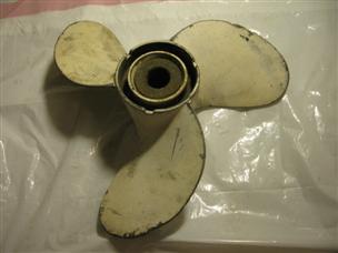 (image for) 10 1/2 x 12p 380637 Propeller Evinrude 40 model 40573A outboard 40573