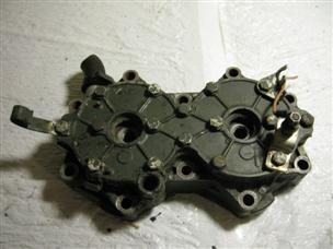 (image for) cylinder head Johnson 85 85ESL70D outboard green 1970s