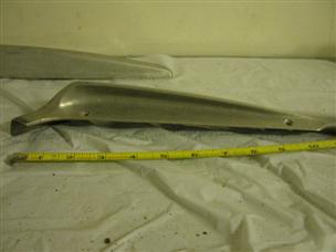 (image for) 1950s or 60s Vintage runabout trim aluminum gunwale transom corner trim