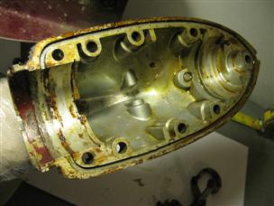 (image for) 376874 302520 lower unit housing 1950s Holiday Bronze Johnson 30 35 outboard