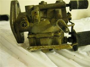 (image for) carburetor antique Hiawatha 16 hp outboard 