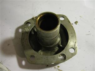 (image for) crankshaft cap bushing 1930s 1940s Antique Evinrude Sportfour elto sport four