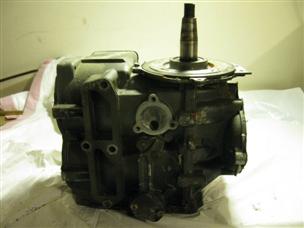 (image for) 901010 powerhead engine 1960s West Bend outboard motor 12 14 16 18 50554 9010108