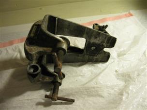 (image for) clamp 1940s antique Sportsman 4412 outboard silver