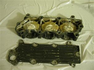 (image for) outboard cylinder head 819145C-1