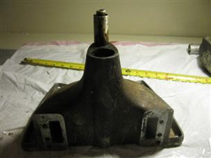 (image for) 1930s 1940s Fins wings casting housing Antique 3.3 hp Evinrude outboard elto