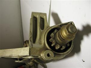 (image for) starter and bracket Gold Selectricshift Evinrude 40 hp outboard