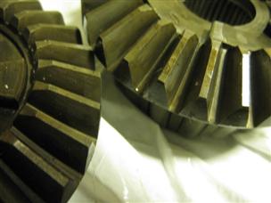 (image for) straight cut bevel gears 1960s Mercury 6 cylinder lower unit outboard motor