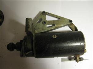 (image for) starter and bracket Evinrude 40 hp model 35520 outboard