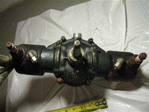 (image for) Antique 1920s cast iron Johnson outboard A1M engine powerhead