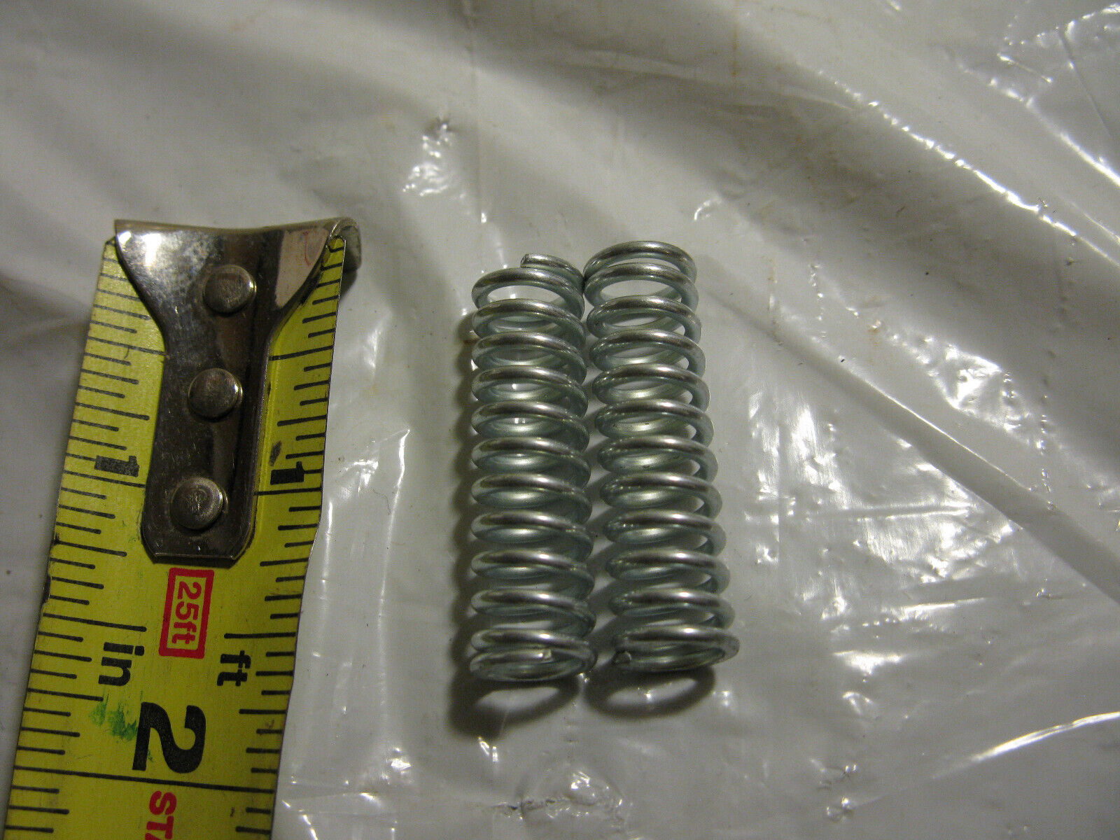 (image for) 5-10 lb load tiny springs 1.44" inch long .4" OD .29 ID compression press - Click Image to Close