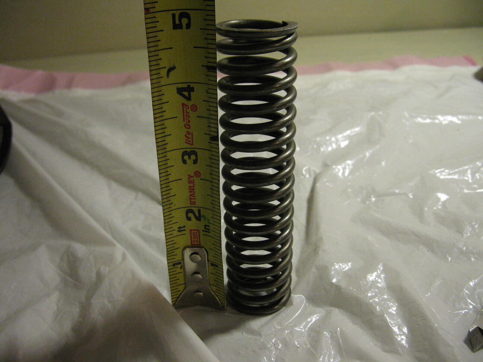 (image for) 10-50 lbs load 4.75" long 1.14 " OD .85 ID industrial compression Spring - Click Image to Close