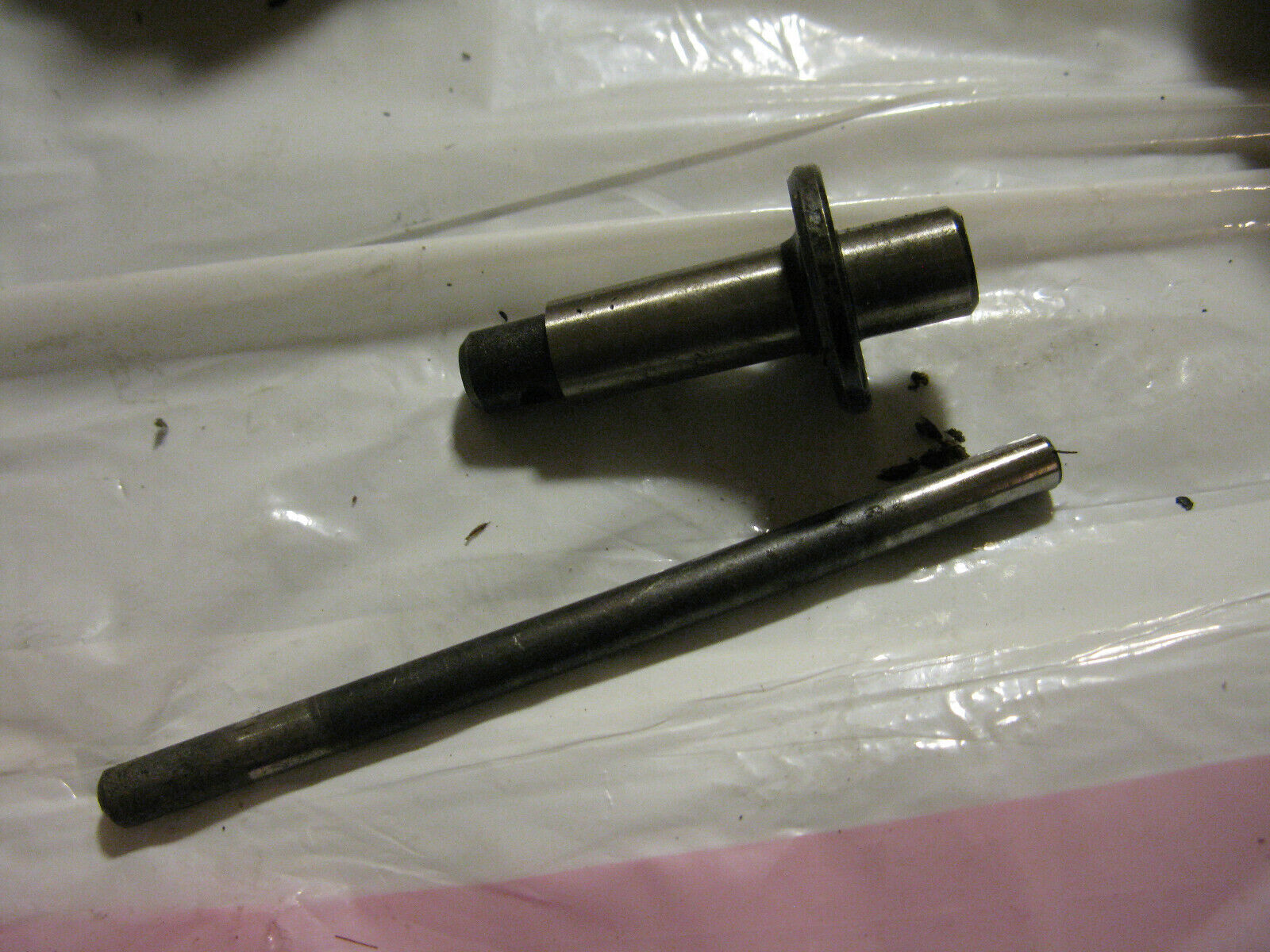 (image for)  Suzuki RV90 shaft rod pin used parts - Click Image to Close