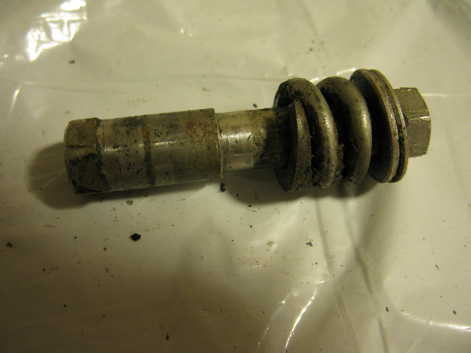 (image for) bolt spring 1980s Honda 10 hp outboard motor - Click Image to Close