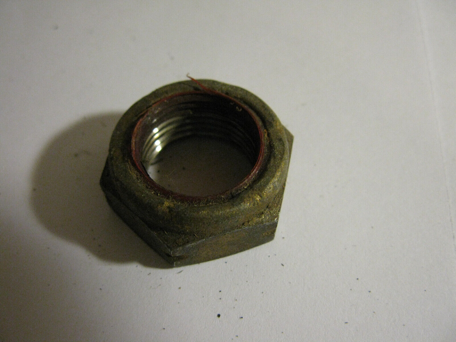 (image for) flywheel nut Chrysler 559H9L outboard - Click Image to Close