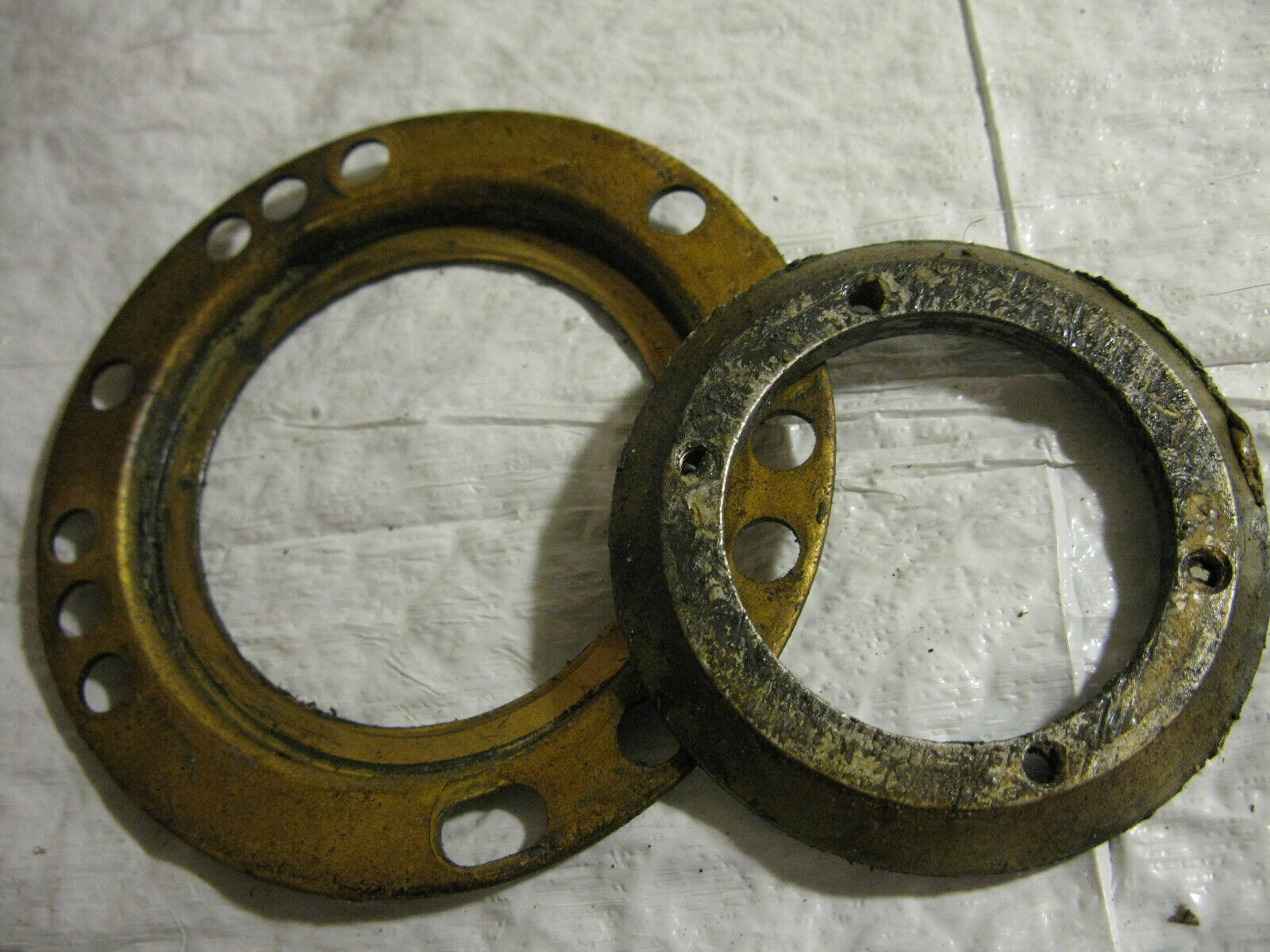 (image for) timing plate mount 1950s Johnson QD-14 outboard - Click Image to Close