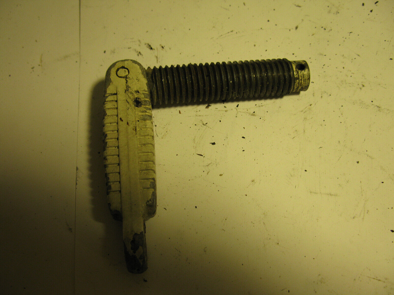 (image for) screw Mcculloch 14.1 hp outboard model 574.6069 - Click Image to Close