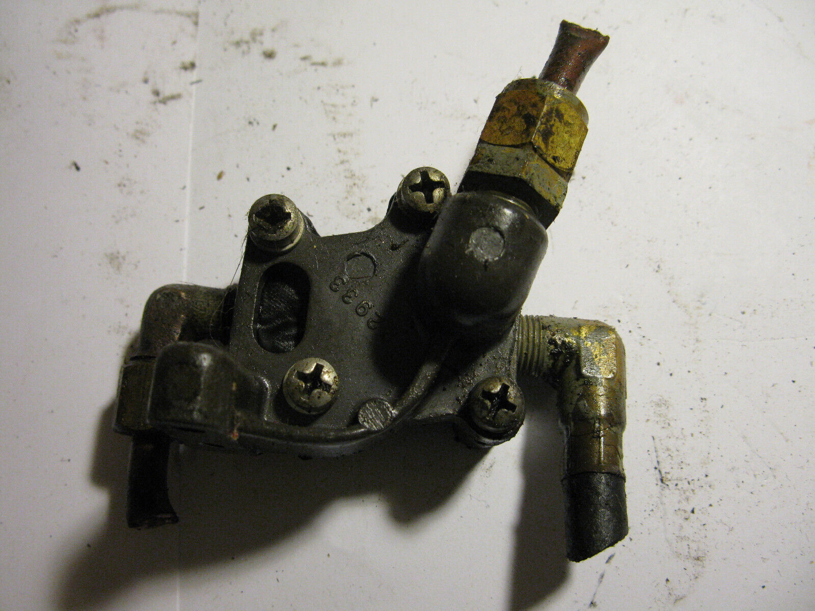 (image for) fuel pump 1960s Super Silent Mercury outboard motor - Click Image to Close