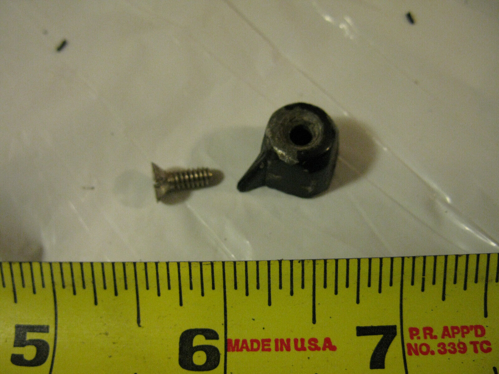 (image for) small mixture knob Evinrude Fleetwin 4447 4434 outboard motor 7.5 hp - Click Image to Close