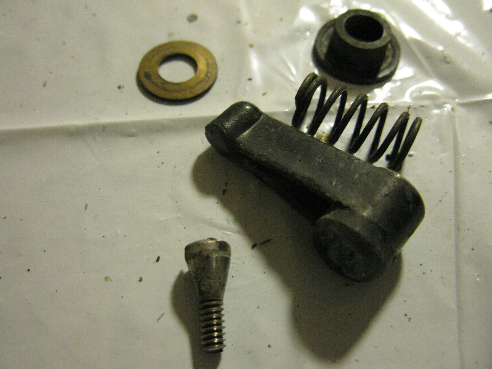 (image for) long mixture lever + screw spring washer Johnson RD-17S outboard model rdl17 - Click Image to Close