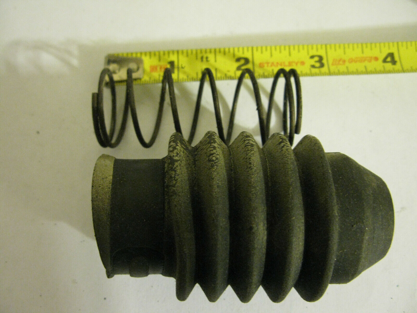 (image for) 1960s 1970s Johnson super quiet exhaust boot spring evinrude 28 33 40 35 30 hp - Click Image to Close