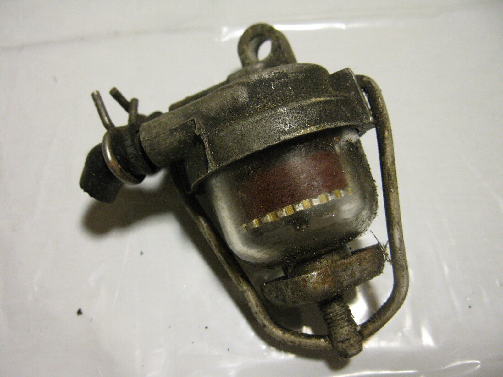 (image for) 1950s Glass bowl fuel filter outboard motor evinrude johnson gale seaking viking - Click Image to Close